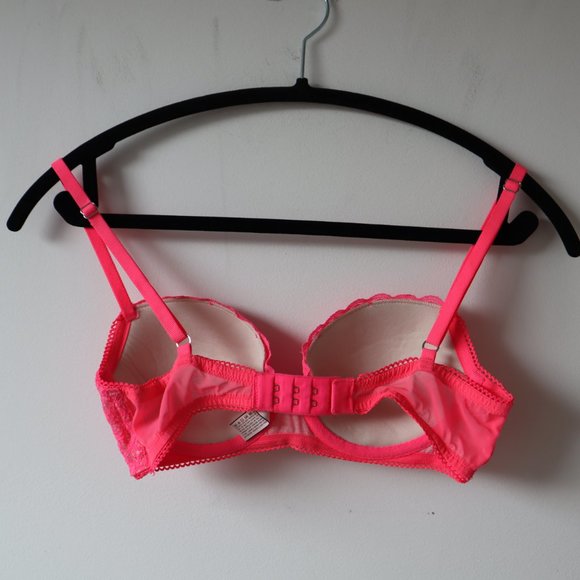 Victoria's Secret Pink Padded Bra, Size 32C - Picture 4 of 9
